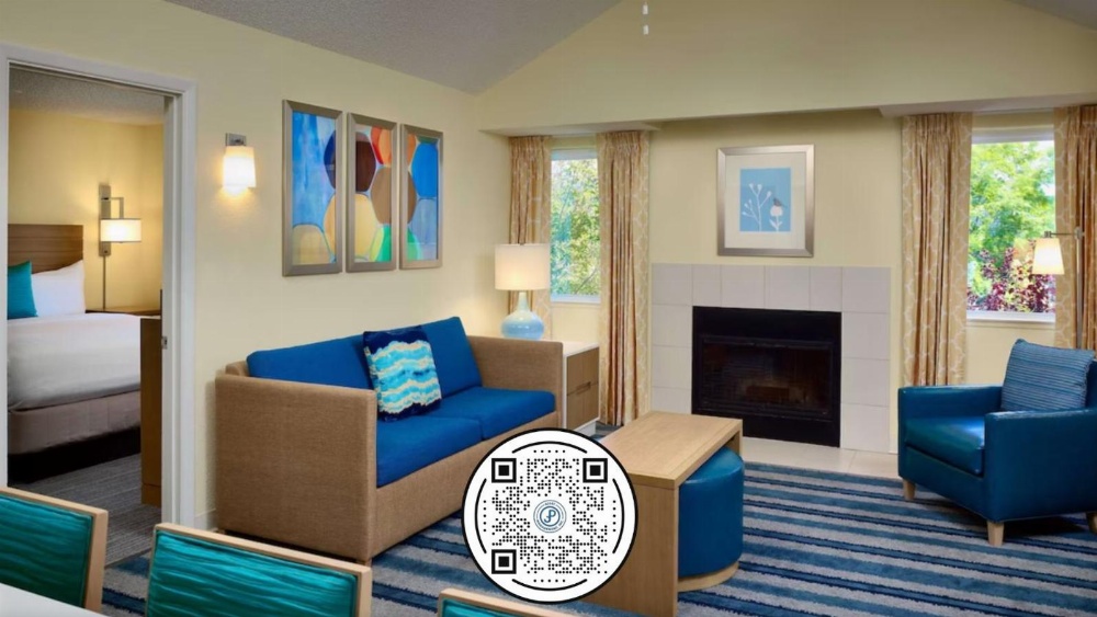 Two Bedroom Suite - Two Kings - Fireplace - Hearing Accessible